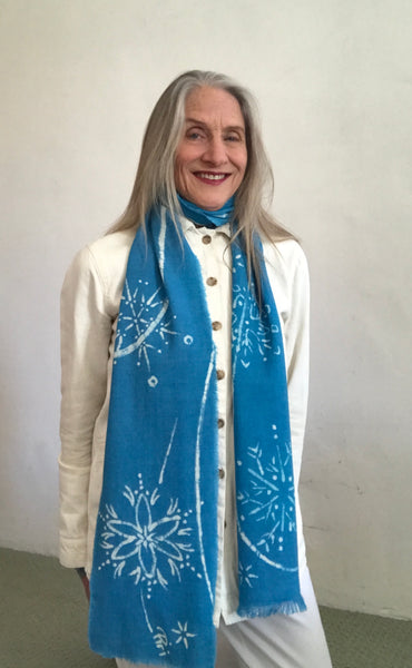 Snowflake wool crepe batik scarf (2-tone)